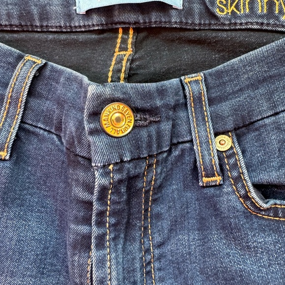 7 for all Mankind “the ankle skinny” jeans - Picture 6 of 7